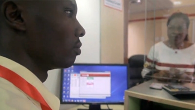Les systèmes bancaires modernes améliorent la qualité de la vie des Rwandais
